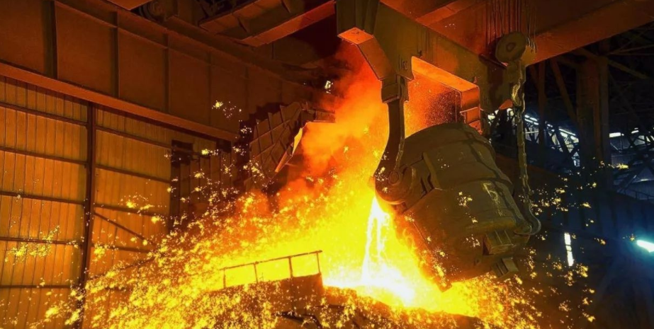 钢价的持续回暖，催生了国内钢铁上市公司半年业绩大幅提升