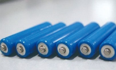 香港理工大学宣布研发出超柔软高效能织物锂电池