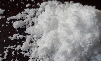 锌市正套策略继续持有